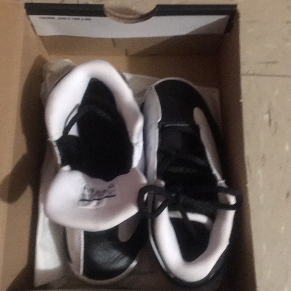 Jordan 13 Retro worn once - Picture 2 of 4